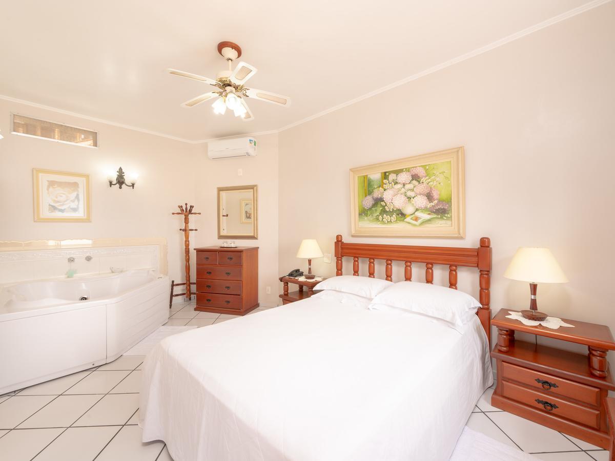 Hotel Guanumbis Ilhabela Extérieur photo